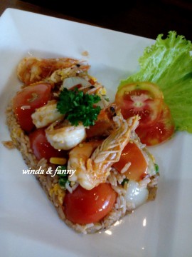 KULINER THAILAND: BERBURU KULINER ENAK & MURAH DI CHIANG RAI
