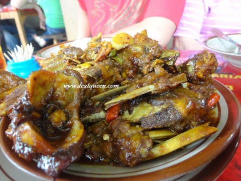 KULINER SOLO: TENGKLENG RICA, SUPER GA SEHAT, TAPI SUPER DUPER ENAK