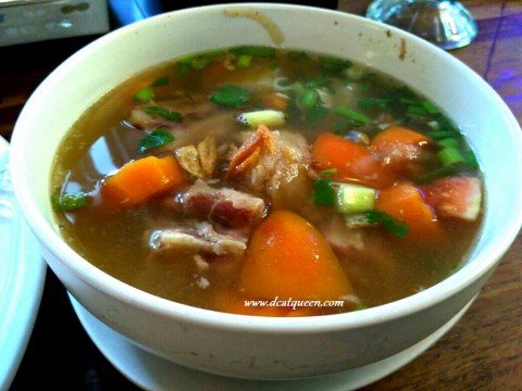 4 KULINER LEGEND YANG BISA  DICOBA SAAT LIBURAN KE BANDUNG