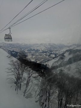 WISATA JEPANG: MAIN SELUNCURAN SAMPAI PERANG BOLA SALJU DI GALA YUZAWA