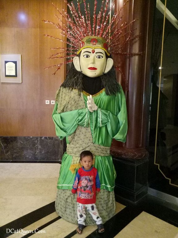review the sultan hotel jakarta