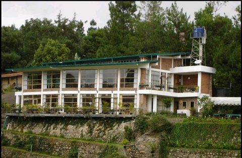 WISATA PUNCAK: FAMILY GATHERING ASYIK DI VILLA BOKIKO