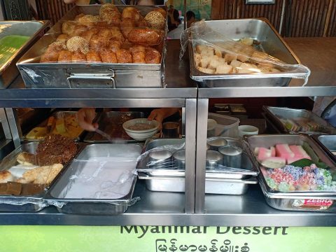 WISATA KULINER MYANMAR, MAKANAN RUMAH MYANMAR, WISATA KULINER HALAL MYANMAR, ES FALUDA, KUE TRADISIONAL MYANMAR, MAKAN APA DI MYANMAR, FOOD TOUR MYANMAR