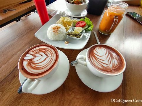 KULINER BOGOR: MENIKMATI ALAM SAMBIL MAKAN DI EDENSOR HILLS VILLA, RESORT & CAFE SENTUL