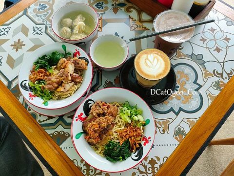 KULINER JAKARTA: SEDJUK BAKMI, MIE AYAM KEKINIAN YANG RASANYA BENERAN ENAK