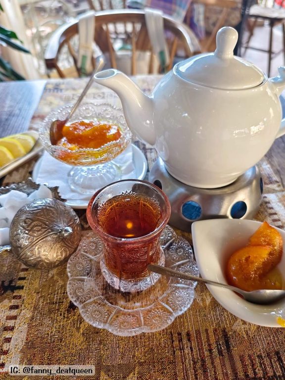 tradisi minum teh di azerbaijan