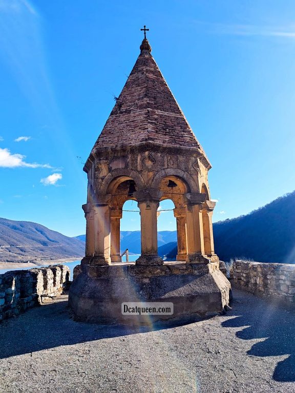 rekomendasi tempat wisata di kazbegi georgia