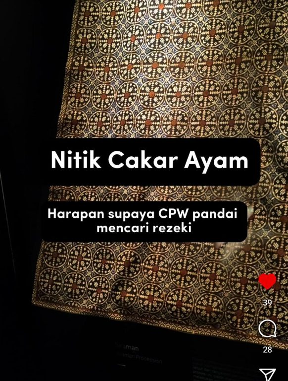 batik yang dipakai saat menikah