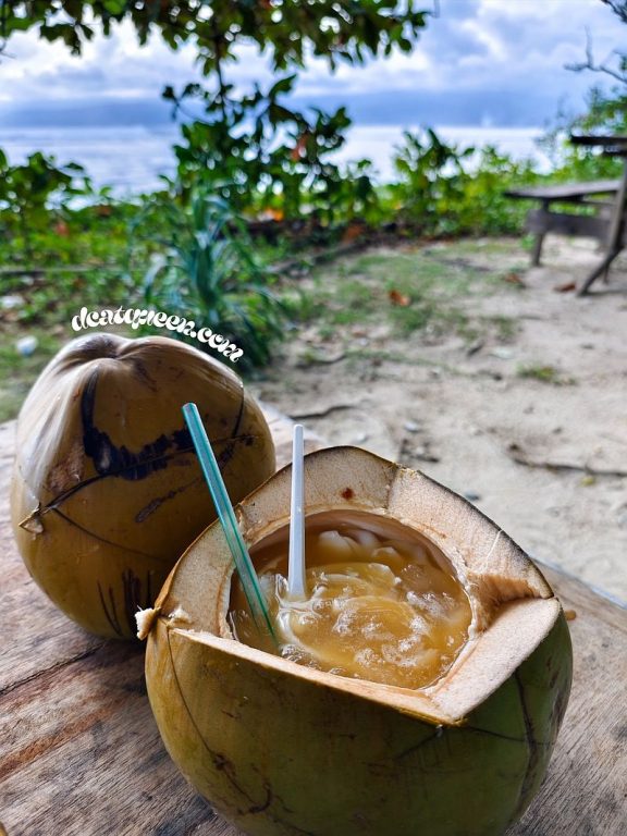 makan di warung seafood krui lampung