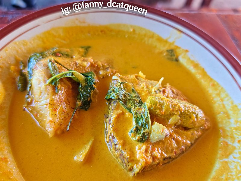 rekomendasi tempat makan di painan dekat laut