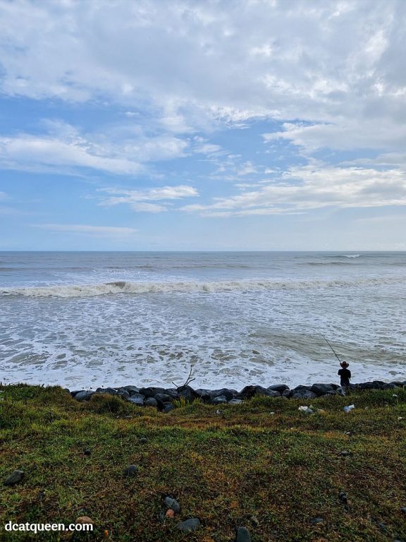 aneka pantai yang dilewati saat road trip sumatera