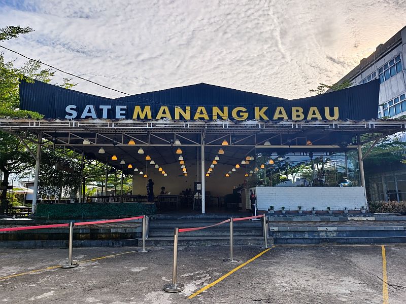 kuliner khas di sumatera barat