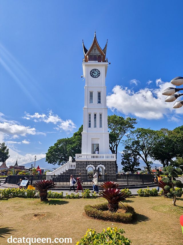 rekomendasi tempat makan enak di bukittinggi