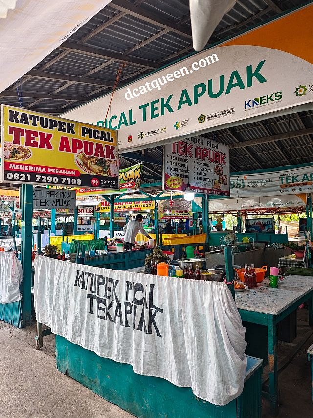 kuliner khas bukittinggi yang enak dan murah sekitar jam gadang