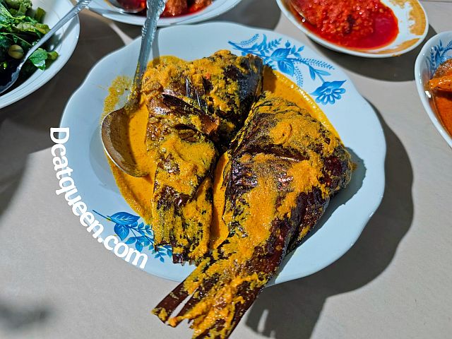 rekomendasi tempat makan enak di panyabungan mandailing