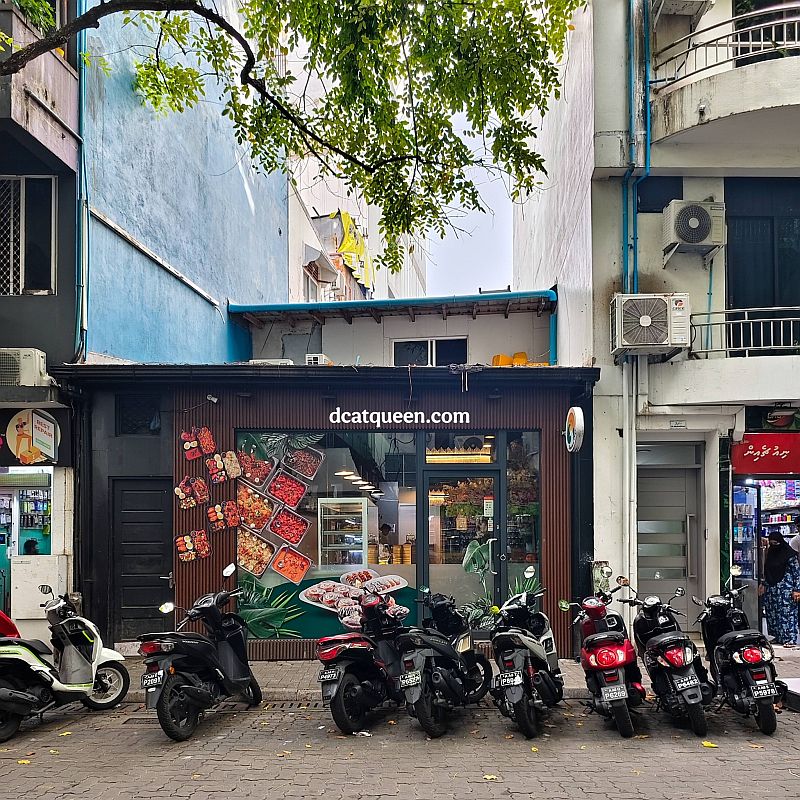 tempat makan enak di male city maldives