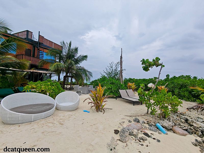 pulau lokal dengan hotel nyaman di maldives
