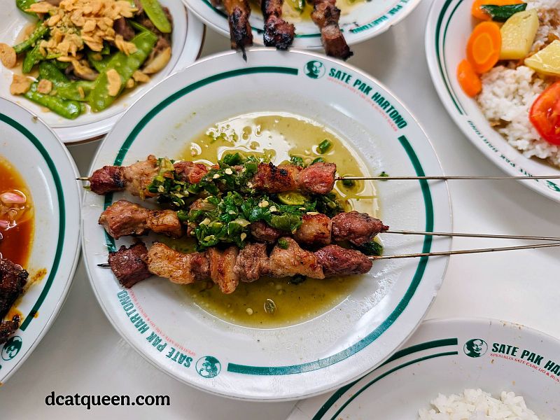 tempat makan enak di bandung wajib coba