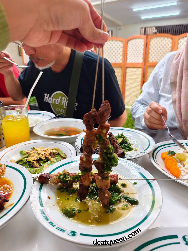 sate enak di bandung