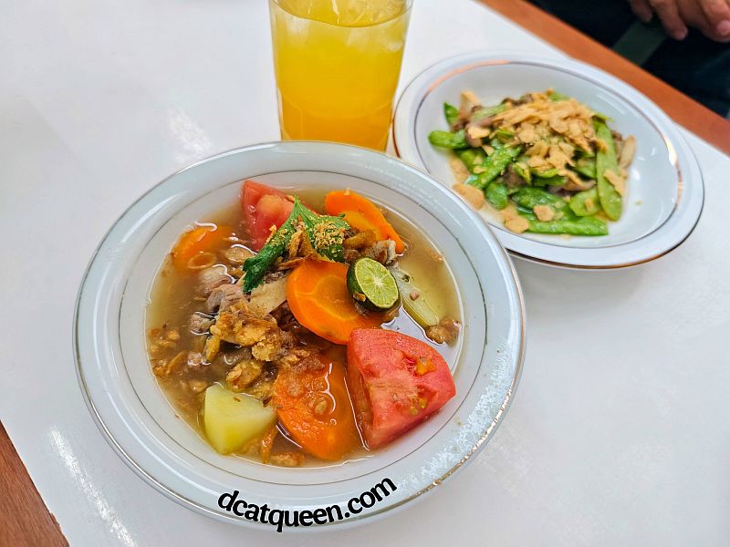 sop buntut enak di bandung