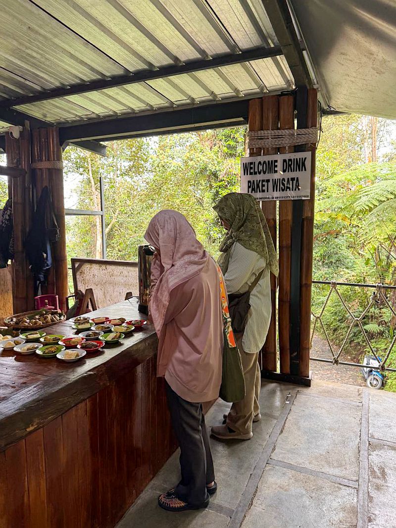 seharian di sukabumi 