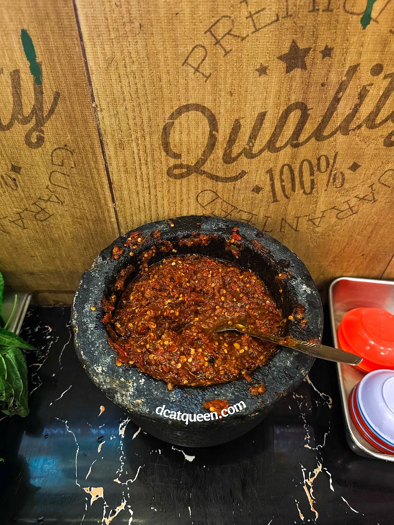 tempat makan enak untuk penyuka pedas di sukabumi