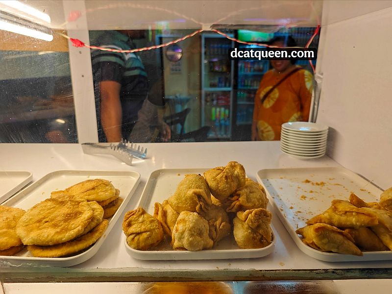 tempat makan enak di maafushi