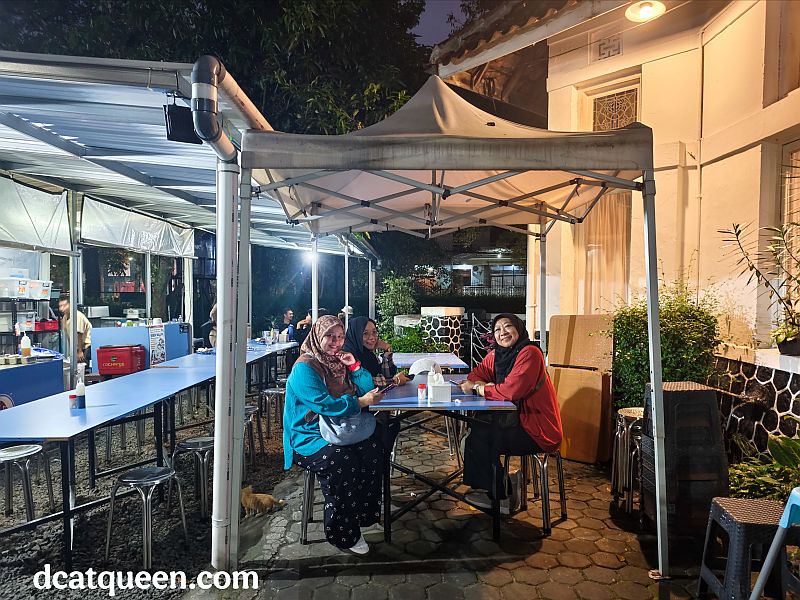 tempat makan enak ayam kukus di bandung