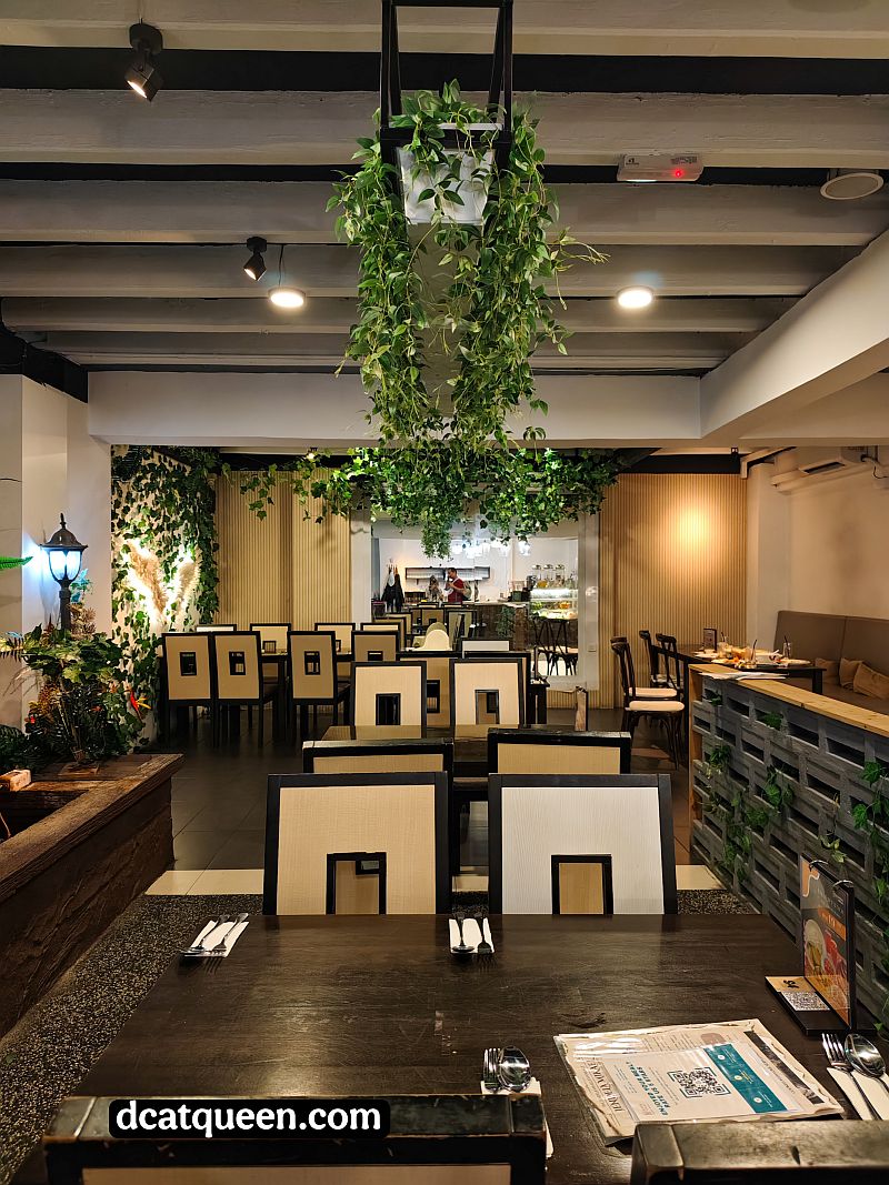 tempat makan nyaman dan enak di ipoh