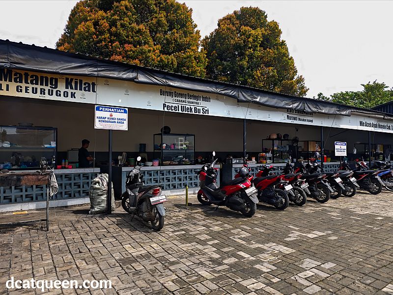 tempat ngopi enak di medan