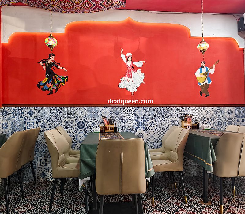tempat makan enak dan halal di jakarta