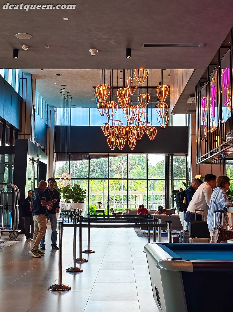 hotel dengan lobby estetik
