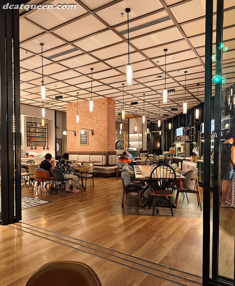 tempat sarapan di hotel yang enak kawasan putrajaya